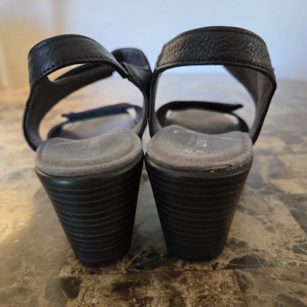Naot Intact Sandals Wms 10 Black Block Heel Double Strap Boho basic chic EU 41